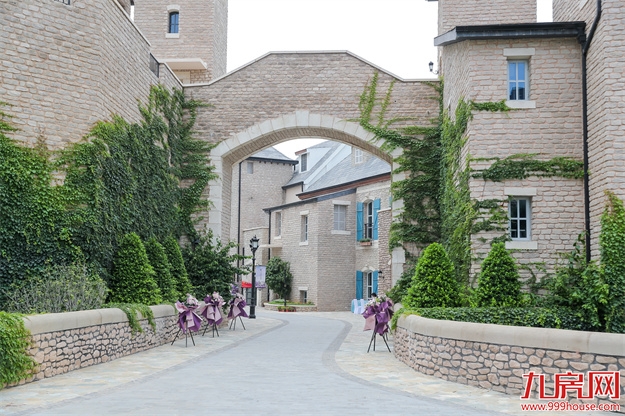 特房波特曼七星湾酒店二期项目“怡海小镇”正式对外营业——九房网 特房波特曼七星湾酒店二期项目“怡海小镇”正式对外营业——九房网