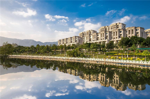 龙湖首开·景粼原著|尺度难得大平墅 席位锐减——九房网