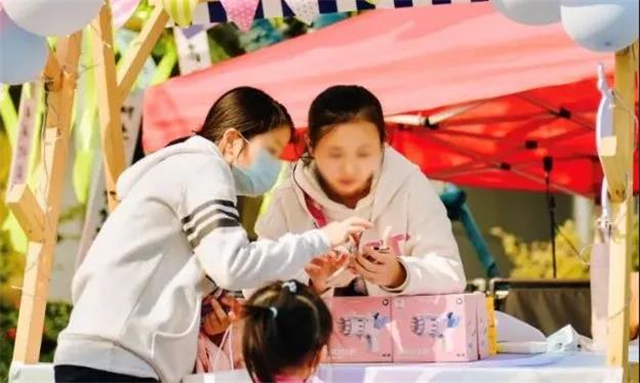 纳尼？《鱿鱼游戏》糖饼挑战赛来厦门了？！——九房网