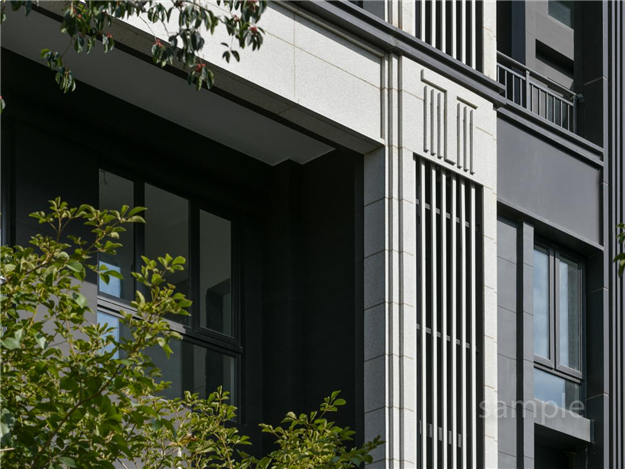 立面中的“大门道”!品阅墅居高贵美学——九房网 立面中的“大门道”!品阅墅居高贵美学——九房网