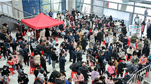 行业失速,他凭何走出独立行情——九房网 行业失速,他凭何走出独立行情——九房网