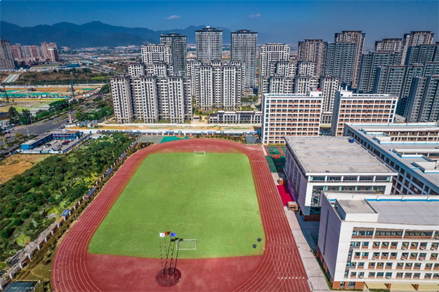 龙湖·春江天玺 | 探寻园林细节，演绎景观与建筑的视觉飨宴——九房网