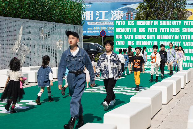 好世,要趁早|世茂百盘陪伴盛惠燃爆五一档——九房网 好世,要趁早|世茂百盘陪伴盛惠燃爆五一档——九房网