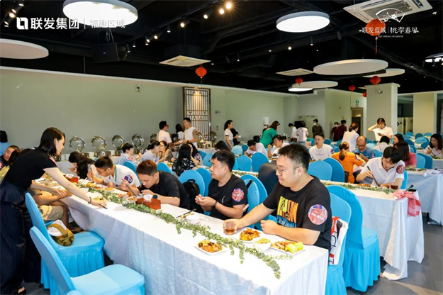 百余全国主流媒体齐聚桃李春风,探寻美好生活原点——九房网 百余全国主流媒体齐聚桃李春风,探寻美好生活原点——九房网