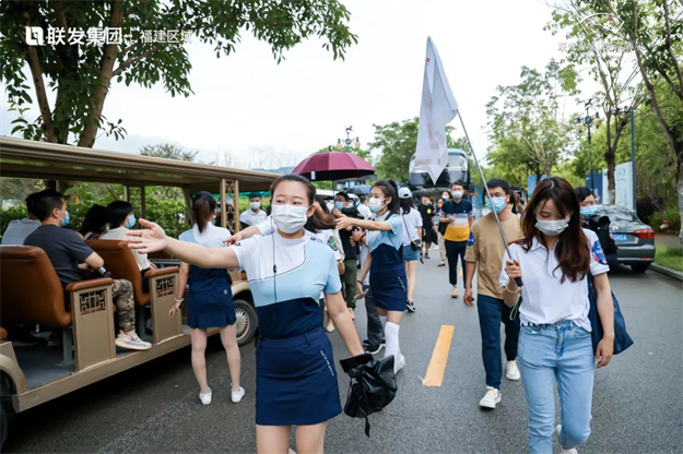 百余全国主流媒体齐聚桃李春风,探寻美好生活原点——九房网 百余全国主流媒体齐聚桃李春风,探寻美好生活原点——九房网