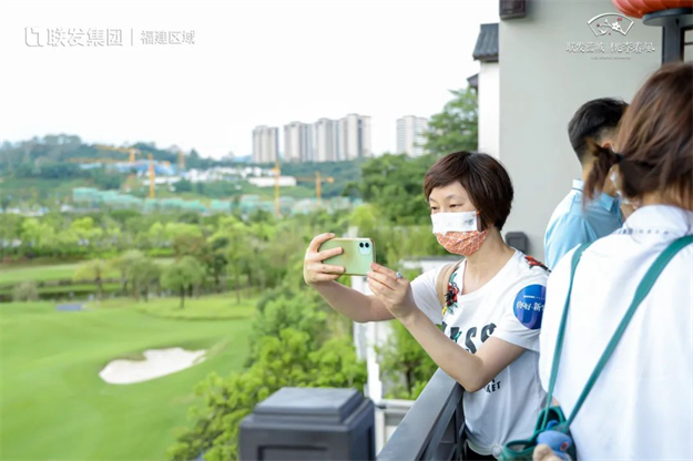 百余全国主流媒体齐聚桃李春风,探寻美好生活原点——九房网 百余全国主流媒体齐聚桃李春风,探寻美好生活原点——九房网