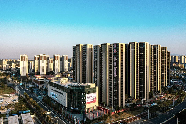 小阳春还在路上，西湖这个楼盘率先火了——九房网