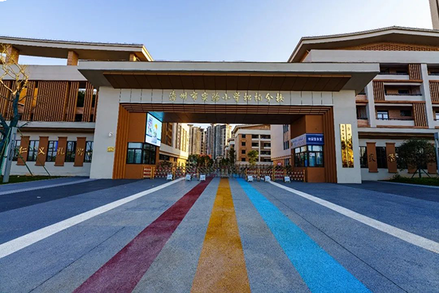 小阳春还在路上，西湖这个楼盘率先火了——九房网