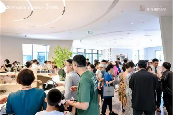 保利·国贸 天琴|约15000m²实景展示区盛势绽放,世界追焦而来!——九房网 保利·国贸 天琴|约15000m²实景展示区盛势绽放,世界追焦而来!——九房网