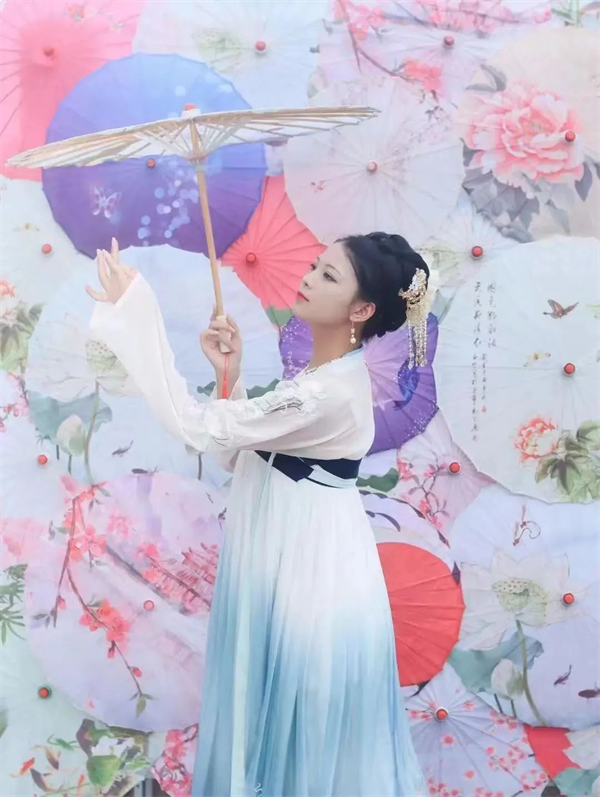 造乐生活 趣国贸 | 绝了!火爆全网的双节活动,你打卡了吗?——九房网 造乐生活 趣国贸 | 绝了!火爆全网的双节活动,你打卡了吗?——九房网