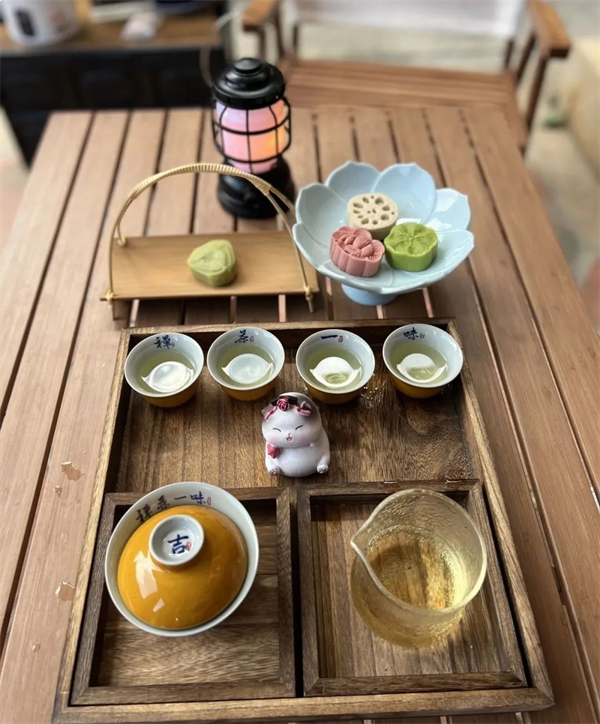 造乐生活 趣国贸 | 绝了!火爆全网的双节活动,你打卡了吗?——九房网 造乐生活 趣国贸 | 绝了!火爆全网的双节活动,你打卡了吗?——九房网